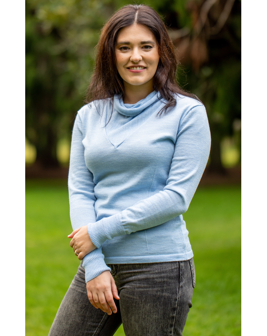 COUNTRY LAINE CLASSIC DRAPE NECK SWEATER