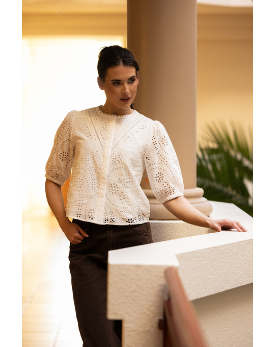 SEEKING LOLA BRODERIE TOP