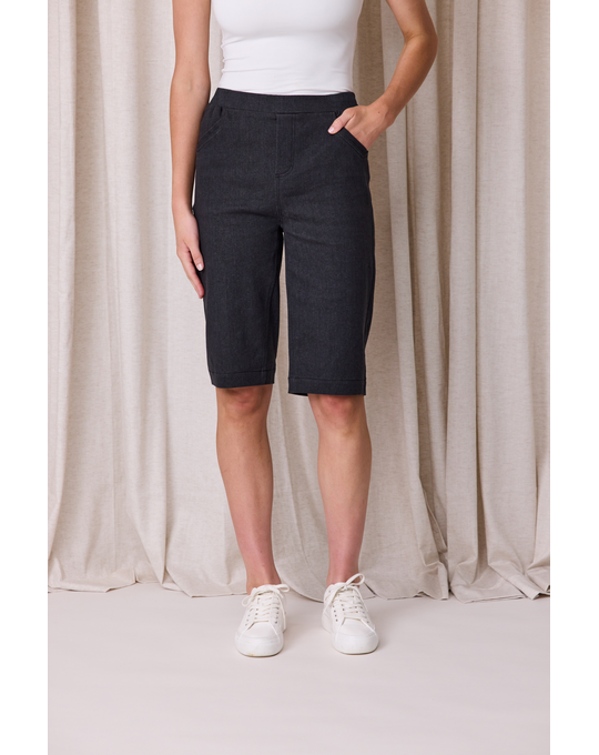 NEWPORT LYRIC PULL ON JEAN SHORT